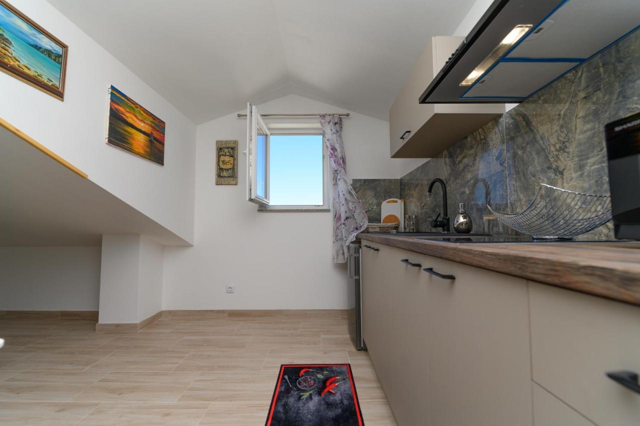 Apartments Forever Miholascica Exterior photo